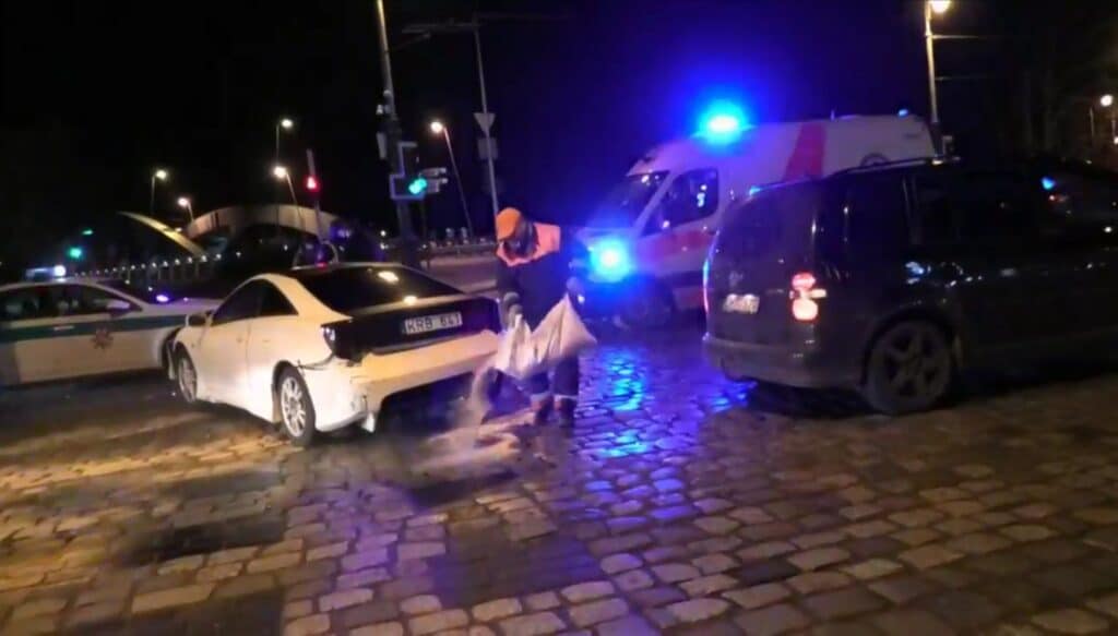 Trijų automobilių avarija Vilniaus centre