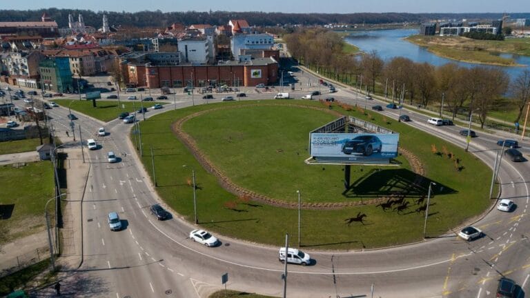 Kauno kelininkai ruošia neeilinį išbandymą: iki rugsėjo remontuos vieną pagrindinių transporto mazgų miesto centre