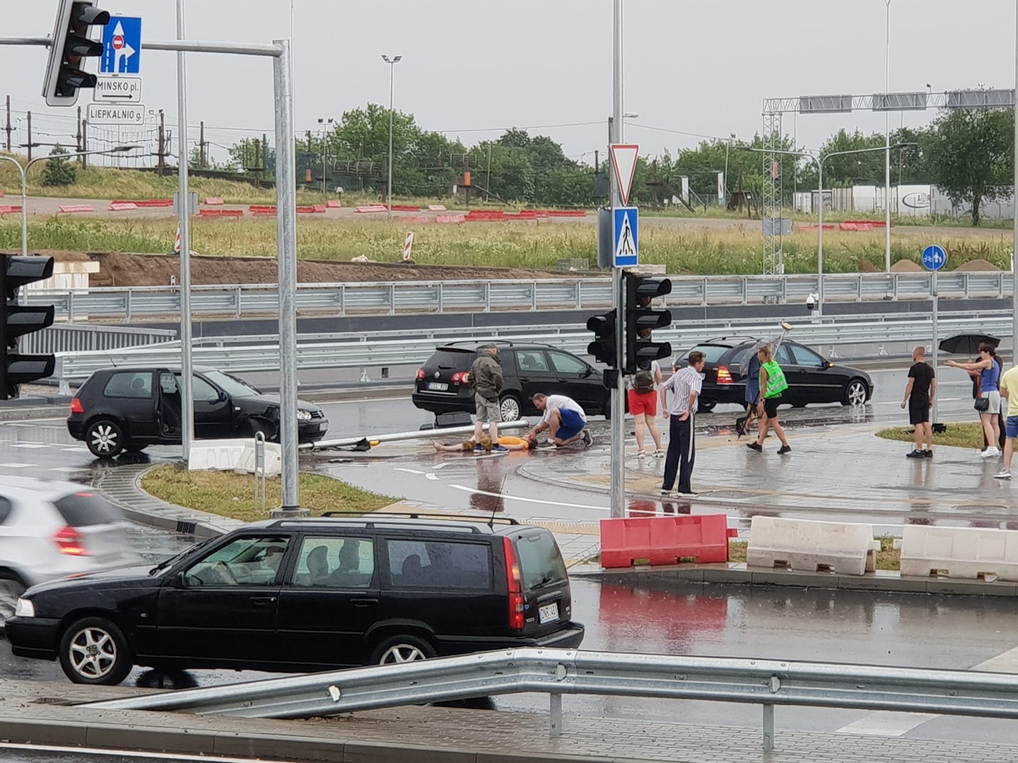 Tragiškas įvykis Vilniuje: girtas vairuotojas užmušė pėsčiąjį ir bandė pasprukti (video)