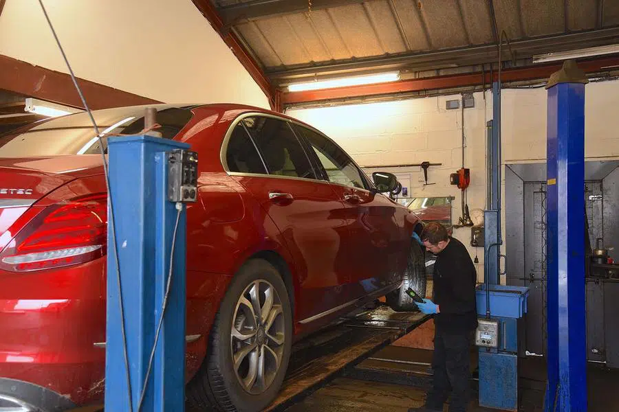 technine apziura automobilis automobiliu servisas