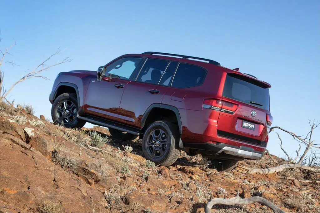 toyota land cruiser 300