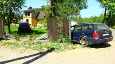 automobilis ileke i kiema avarija eismo ivykis volkswagen