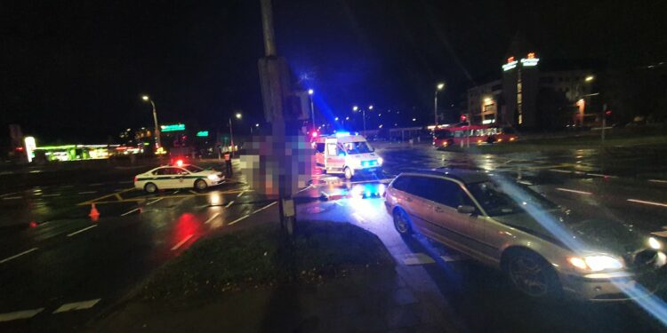 Tragiška avarija Vilniuje: BMW mirtinai partrenkė pėsčiąją