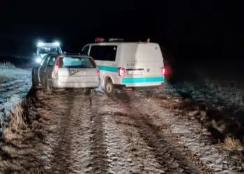Po išgertuvių grįžimui į namus „pasiskolino“ draugo automobilį (video)
