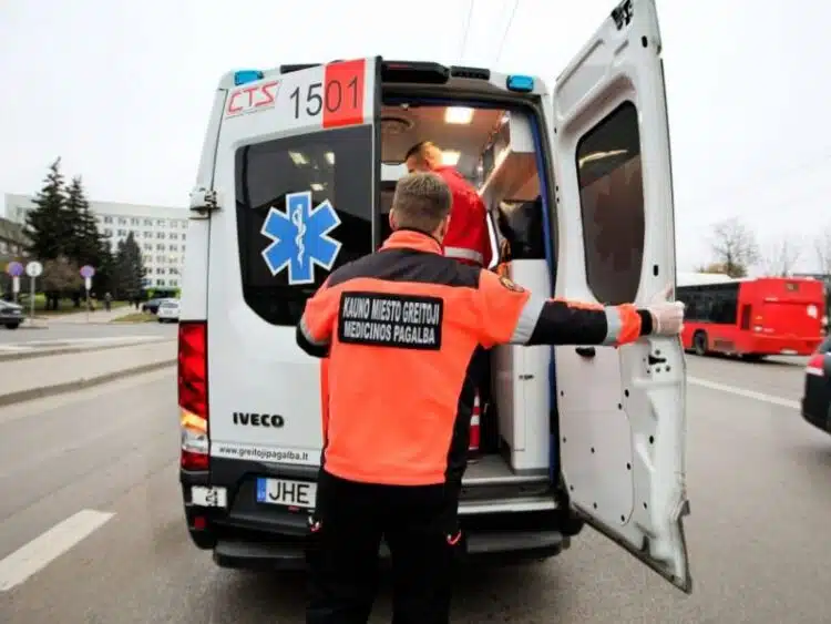 greitoji medicinos pagalba greitosios automobilis