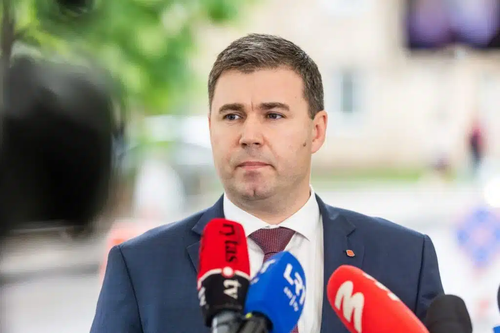 infrastrukturos skyriaus vedejas ilja karuzis