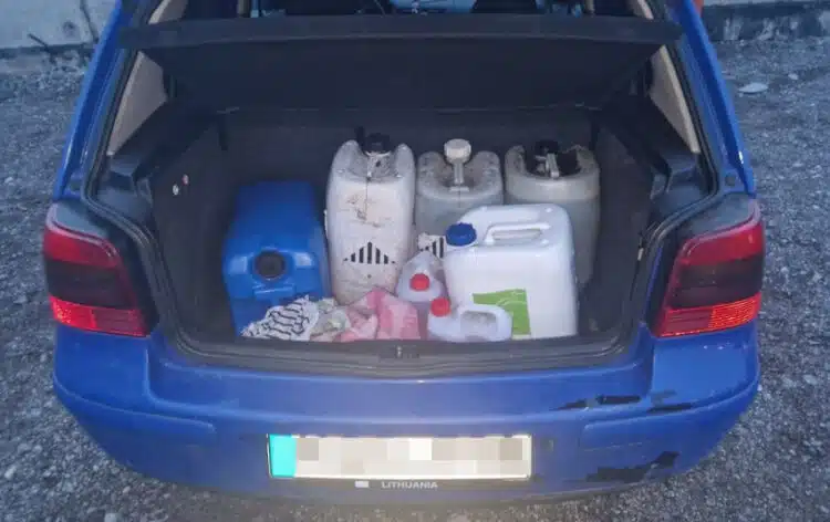 volkswagen golf pavogtas kuras dyzelinas