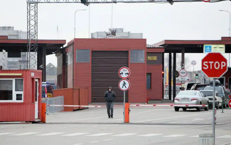 muitine patikros postas
