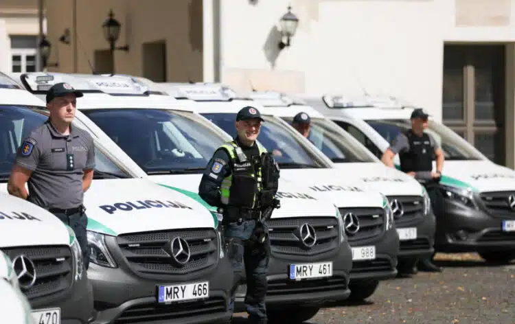 Lietuvos policijai nupirkta 19 naujų tarnybinių reagavimo automobilių už beveik 1,4 mln. eurų