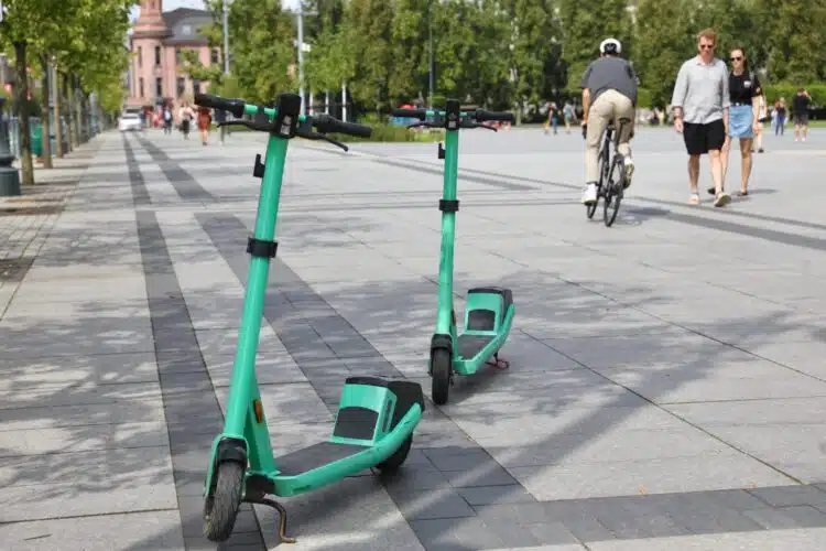 elektriniai paspirtukai gedimini prospekte