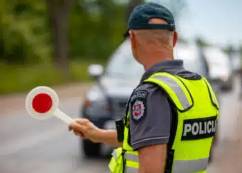 reidas policijos pareigunas stop