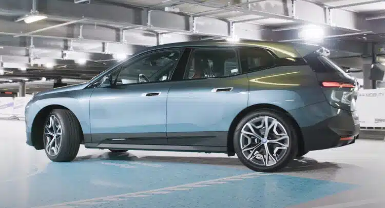 bmw ix automobilis