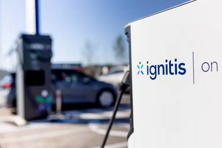 ignitis on elektromobiliu ikrovimo stotele