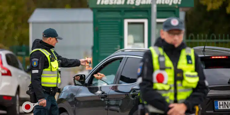 policijos pareigunai prevencine priemone