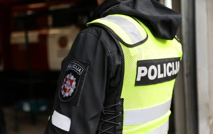 policijos pareigunas