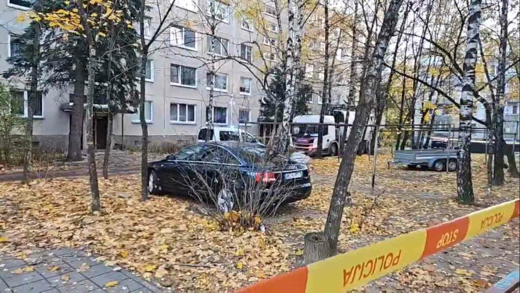 Tragiška nelaimė Vilniuje: po šiukšliavežio ratais pakliuvusi močiūtė žuvo vietoje