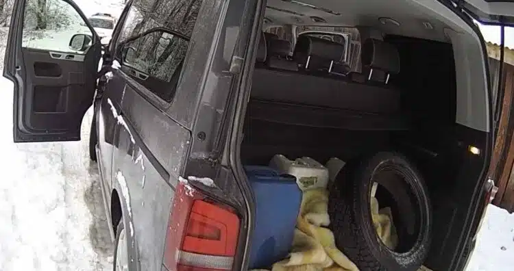vw-multivan-bagazine