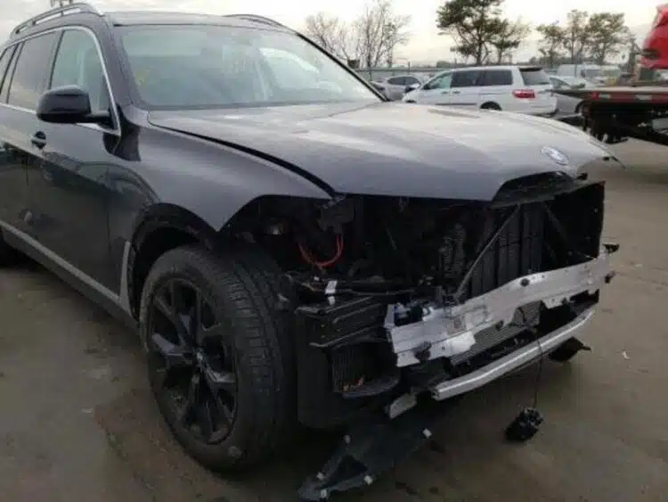 apvogtas bmw x7 eismo ivykis