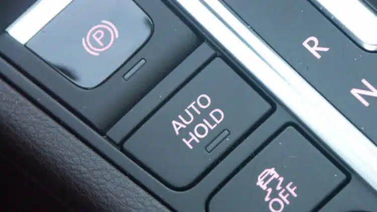 autohold mygtukas automobilyje