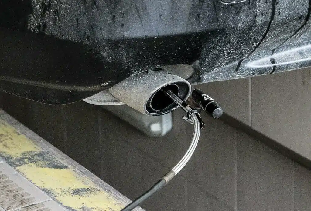 automobilio ismetamuju duju patikra katalizatorius
