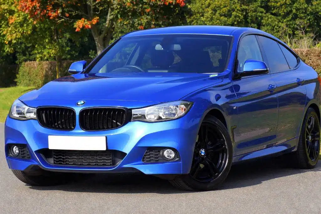 bmw automobilis