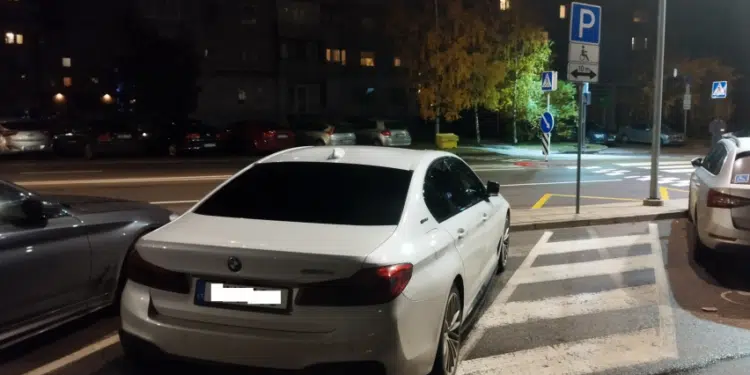 lenkijoje vogtas bmw m5 sulaikytas svencioniu rajone