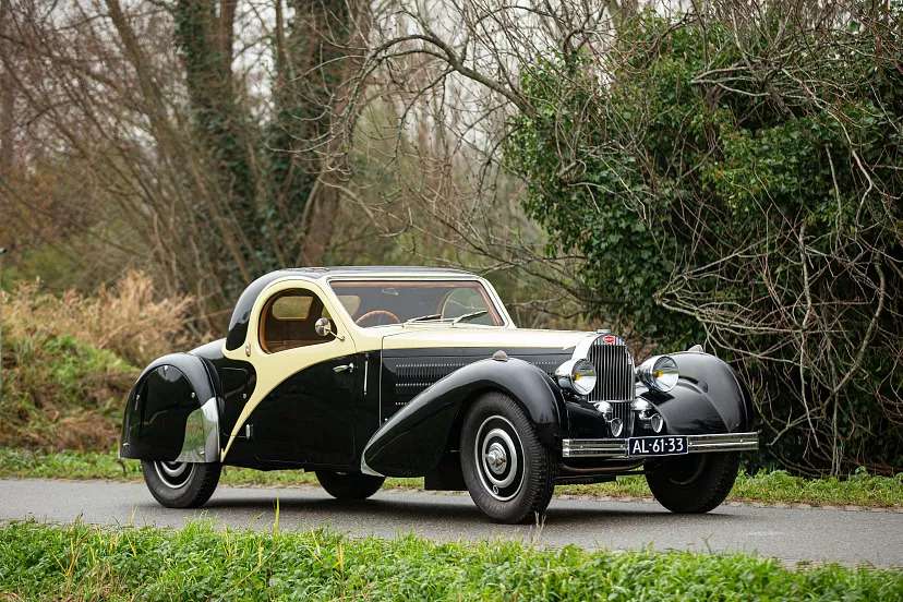 Bugatti Type 57 Atalante kupė su stoglangiu
