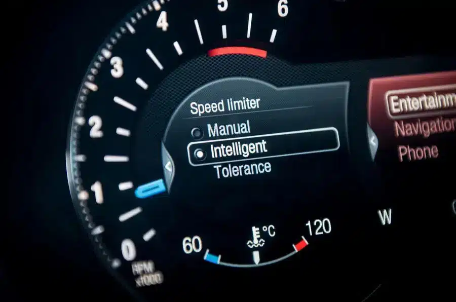 Intelligent speed assistance isa pagalbinis asistentas