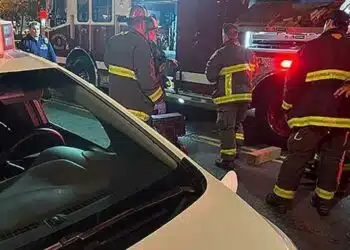 gm cruise robotas taksi partrenke pesciaji ir tempe 6 metrus