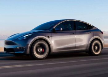 tesla model y elektromobilis