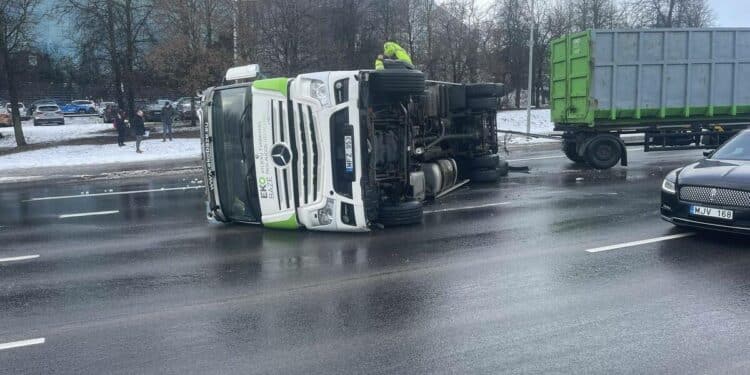 ant sono nuvirtes siukliavezis eismo ivykis gelezinio vilko gatve vilnius