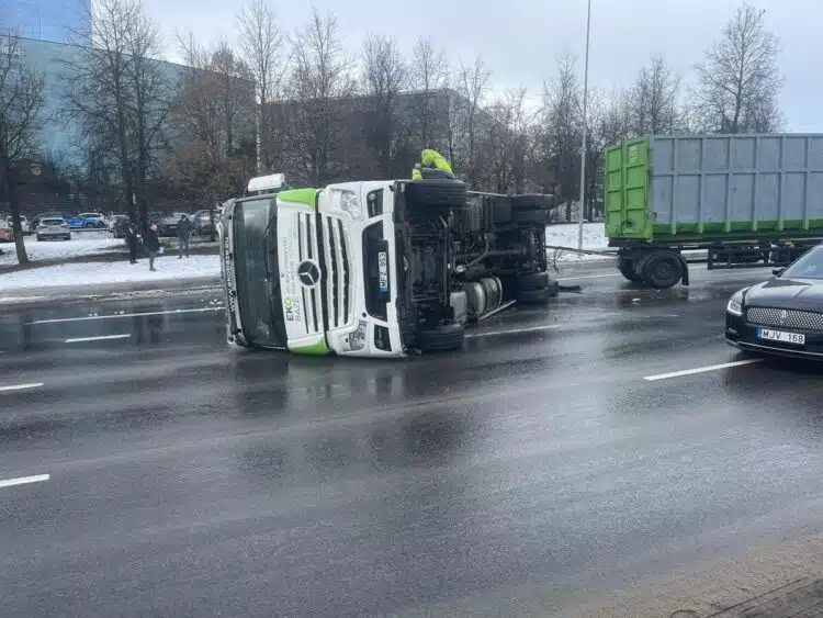 ant sono nuvirtes siukliavezis eismo ivykis gelezinio vilko gatve vilnius
