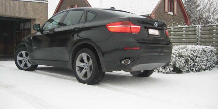 bmw x6 automobilis