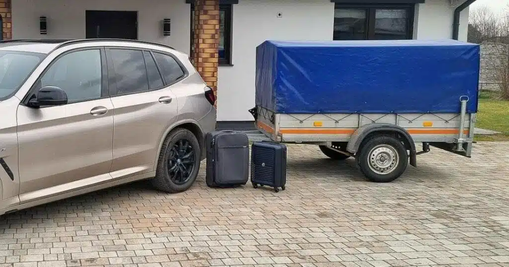 elektromobilis bmw ix3 ir isorine baterija priekaba akumuliatorius