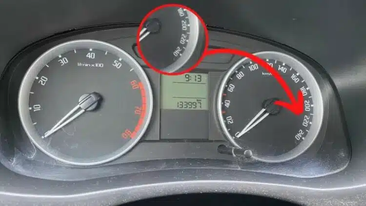 skoda octavia spidometras 240 kilometru per valanda