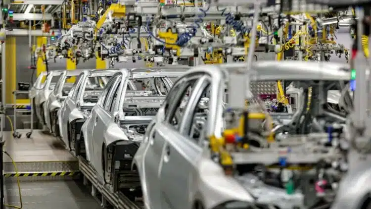 automobiliu gamykla