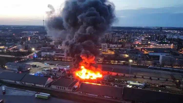 gaisras autolauzynas paneriu gatveje vilnius