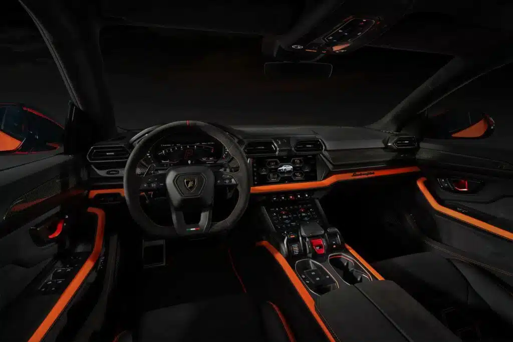 Lamborghini Urus SE interjeras