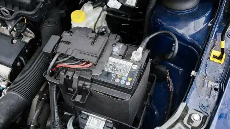 automobilio akumuliatorius