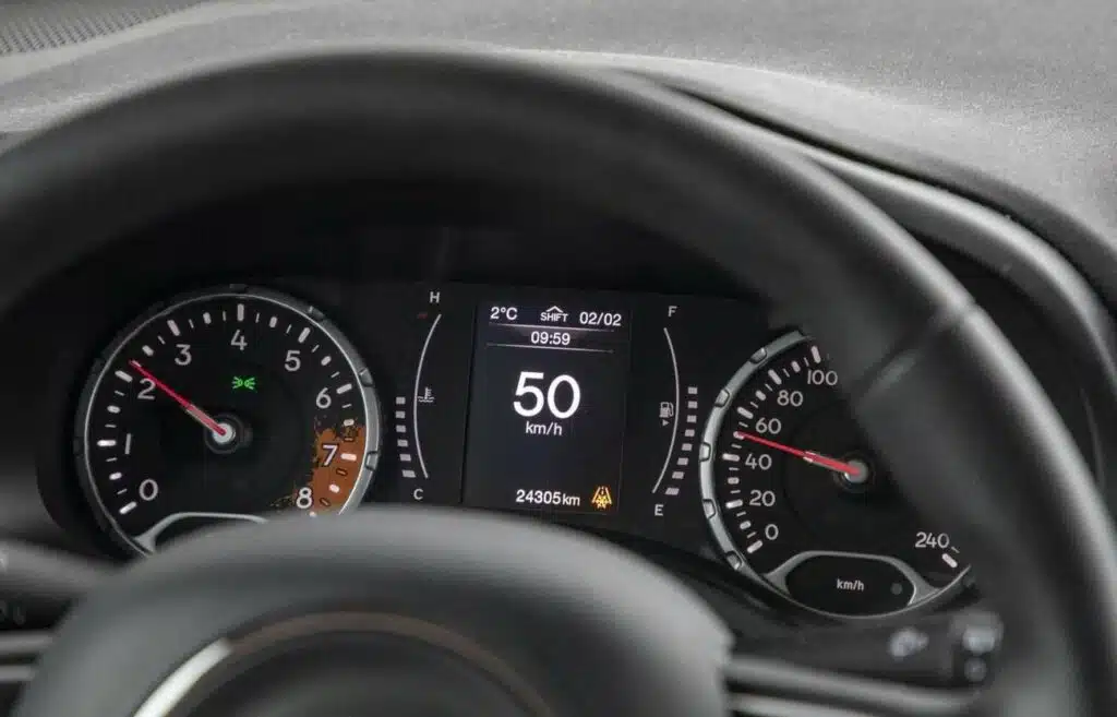 automobilio prietaisu skydelis benzino taupymas degalu taupymas