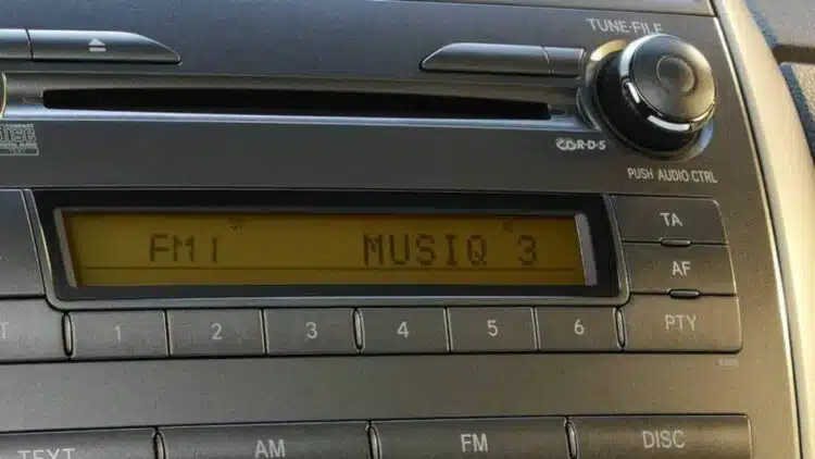 af mygtukas automobilyje