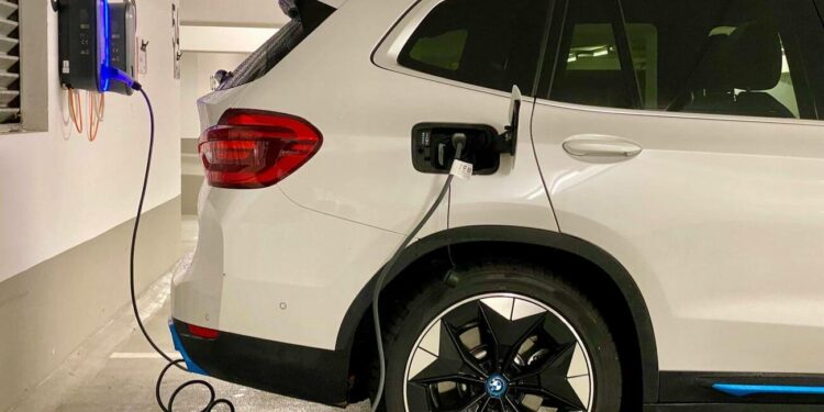 is tinklo ikraunamo hibridinio automobilio ikrovimo laikas bmw