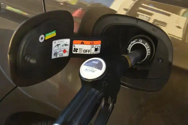kaip teisingai isipilti degalu degaline degalu bakas