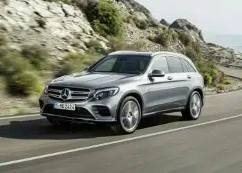 mercedes-benz glc visureigis