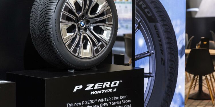 Pirelli P Zero Winter 2 ziemine padanga