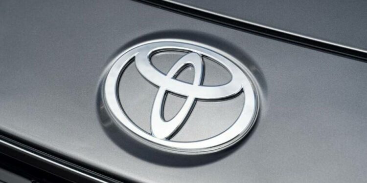 toyota logotipas