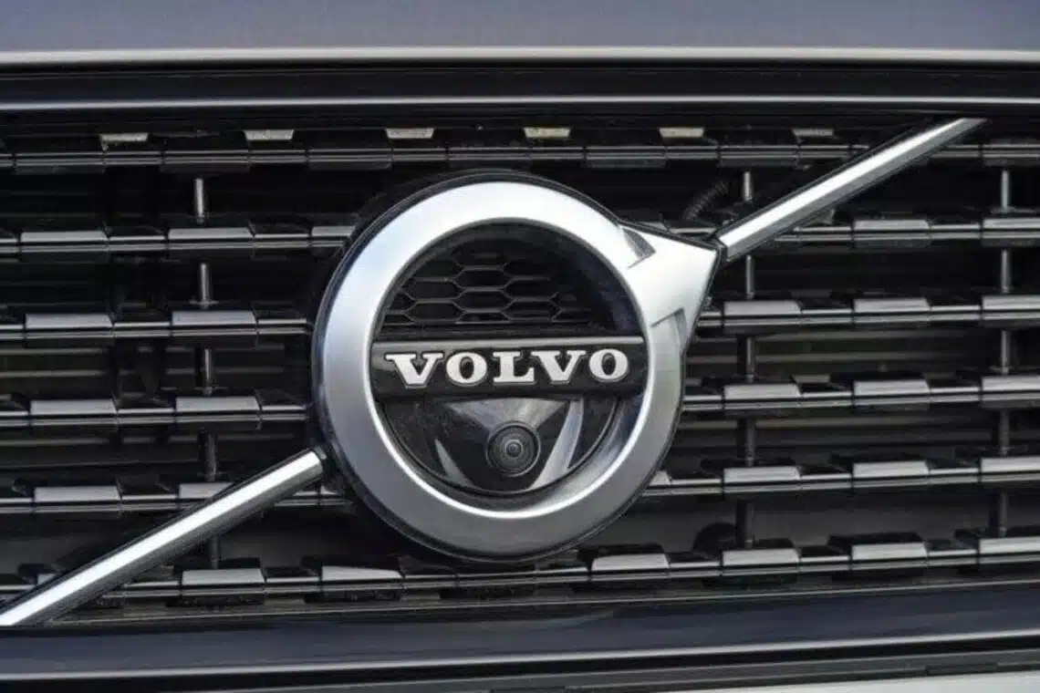 volvo logotipas