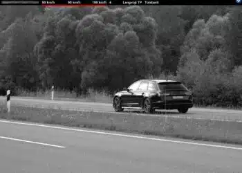 audi greicio virsijimas trikojo nuotrauka