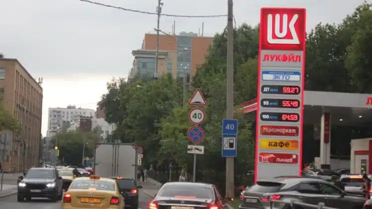 lukoil degaline rusijoje baltarusijoje degalu kainos kuro kainos