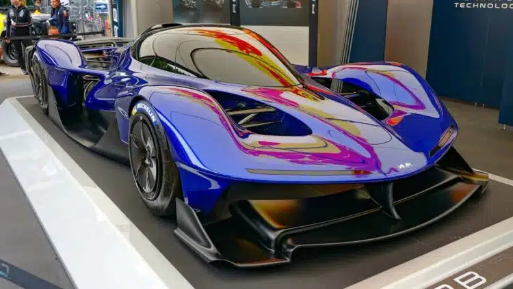 redbull rb17 hiperautomobilis v10
